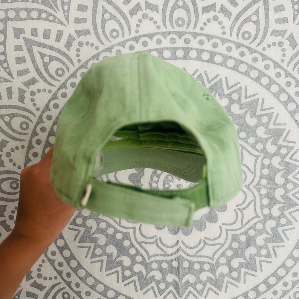Green Roxy Hat - Picture 3 of 5